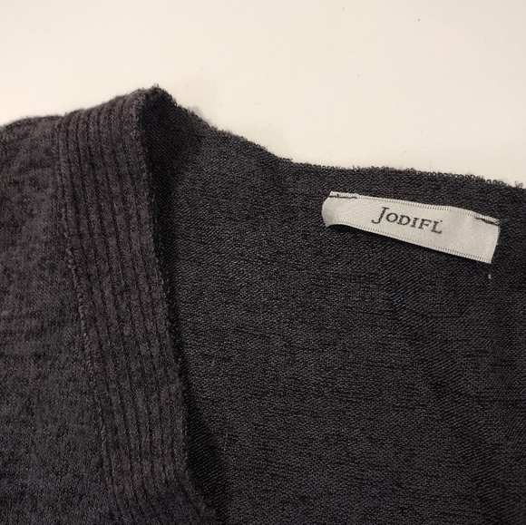 Jodifl oversized drop shoulder raw hem shirt - Picture 10 of 11